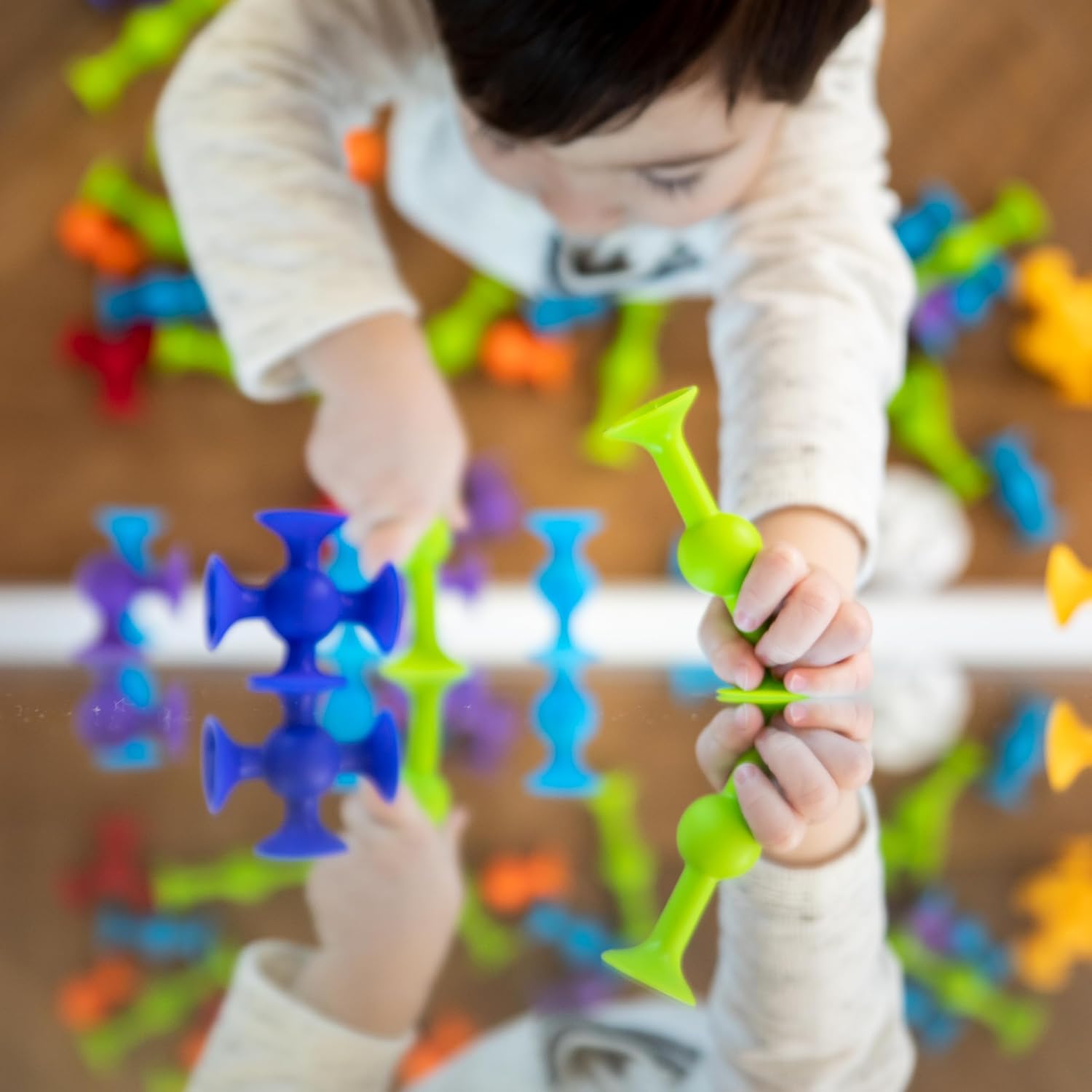 Fat Brain Toys Squigz